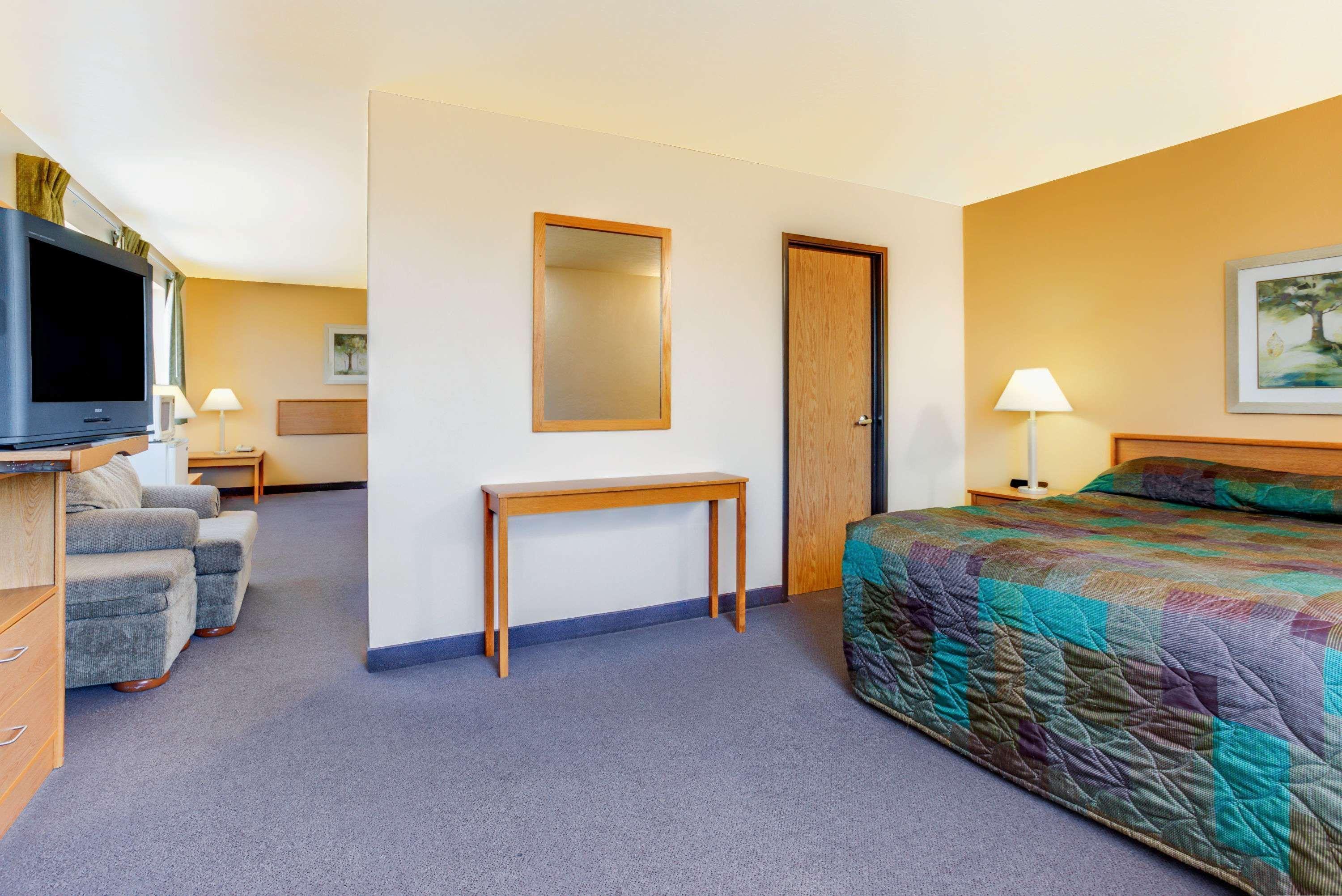 Super 8 By Wyndham Klamath Falls Luaran gambar