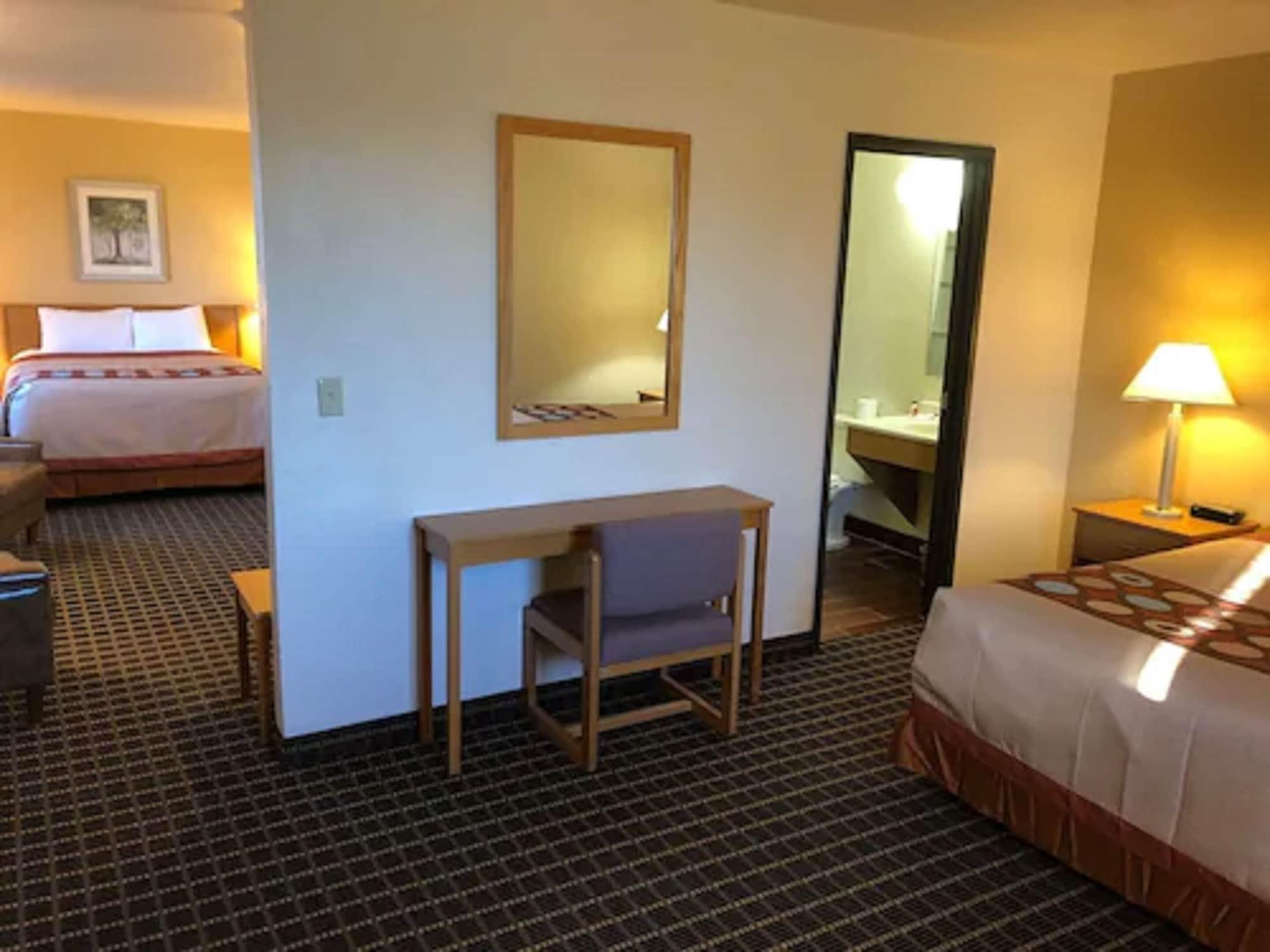 Super 8 By Wyndham Klamath Falls Luaran gambar