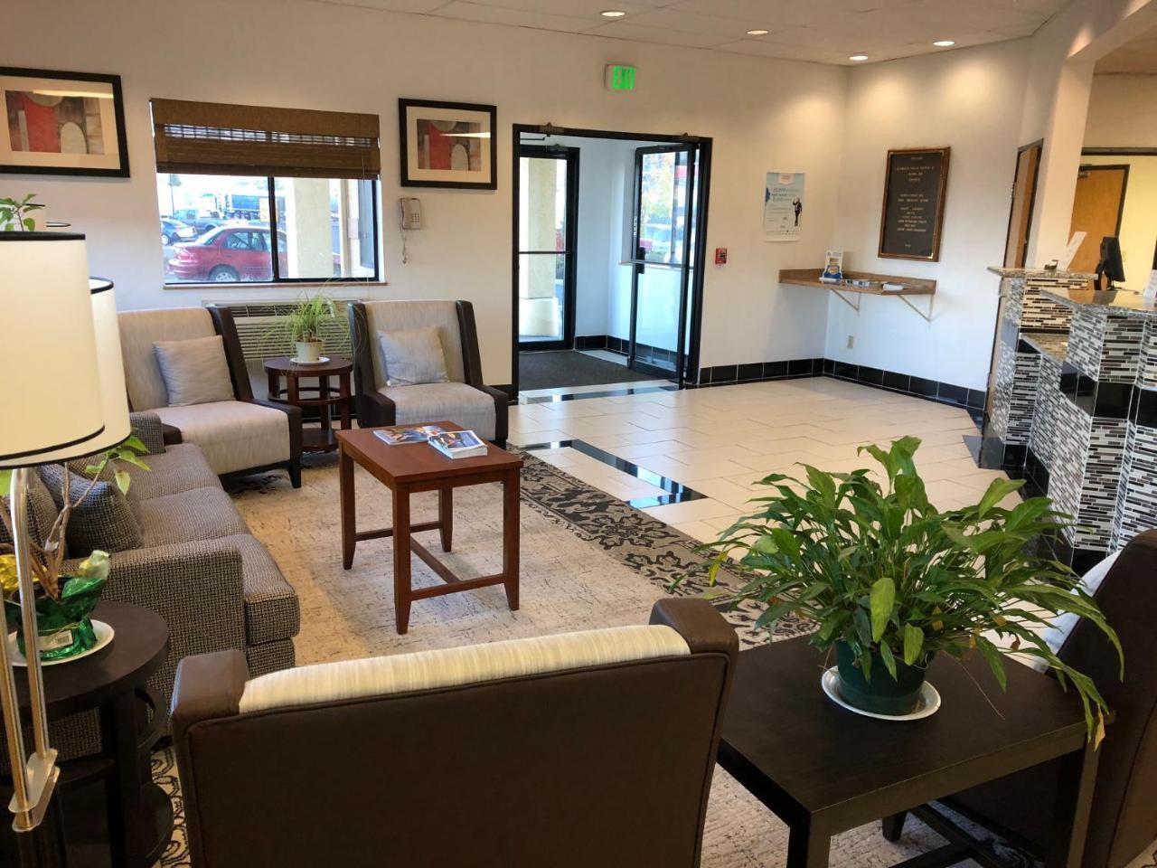 Super 8 By Wyndham Klamath Falls Luaran gambar